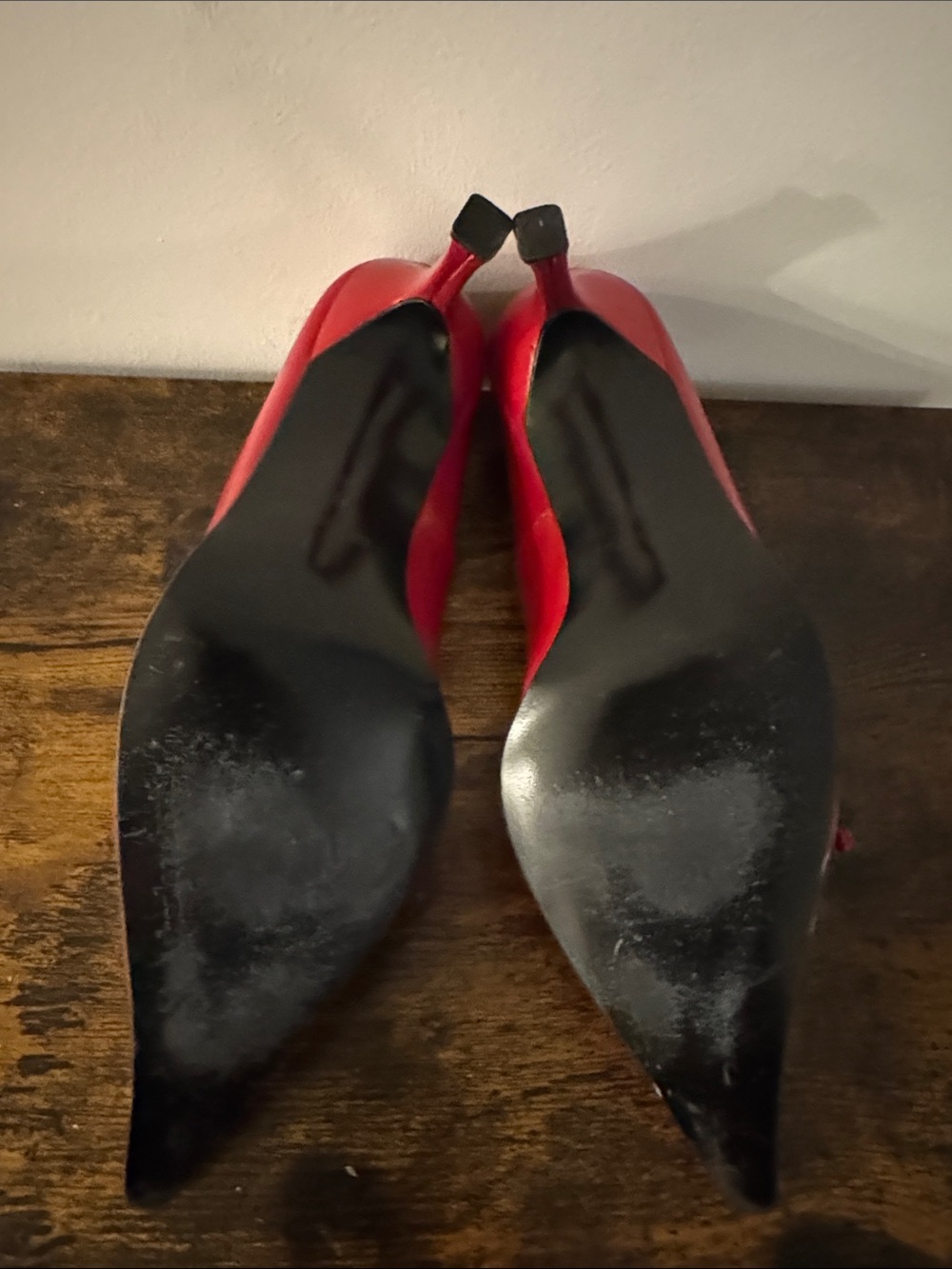 Charles David Red Pointed-Toe Pumps with Front Tie Decoration - Picture 7 of 11